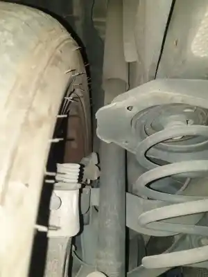 Peça sobressalente para automóvel em segunda mão amortecedor traseiro esquerdo por ford focus turn. (cb8) titanium referências oem iam bv6118080aae  