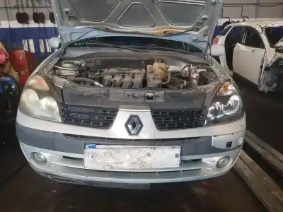 Автозапчастина б/у передній бампер для renault clio ii fase ii (b/cb0) authentique посилання на oem iam   