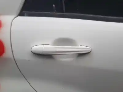Second-hand car spare part exterior right rear door handle for ssangyong korando limited plus 4x4 oem iam references   