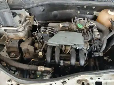 Автозапчастина б/у двигун комплект для renault clio ii fase ii (b/cb0) authentique посилання на oem iam 