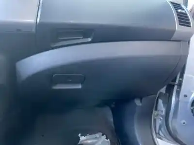 Автозапчасти б/у бардачок за mitsubishi outlander (cw0) 2.0 di-d cat ссылки oem iam 