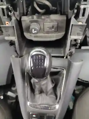 Second-hand car spare part GEAR LEVER for OPEL ZAFIRA TOURER  OEM IAM references 9226600102  