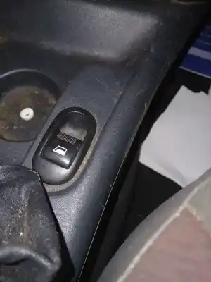 Second-hand car spare part right front power window switch for citroen c2 audace oem iam references 