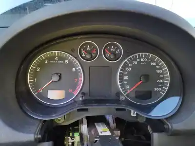 Автозапчастина б/у панель інструментів для audi a3 (8p) 1.6 ambiente посилання на oem iam 8p0920900e
