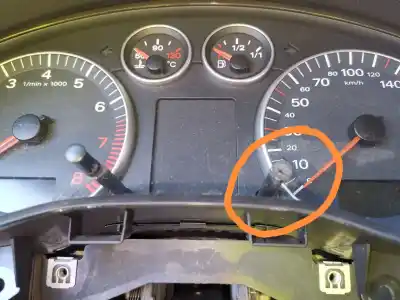 Автозапчастина б/у панель інструментів для audi a3 (8p) 1.6 ambiente посилання на oem iam 8p0920900e  