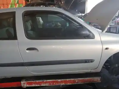 Автозапчастина б/у передні праві двері для renault clio ii fase ii (b/cb0) authentique посилання на oem iam 