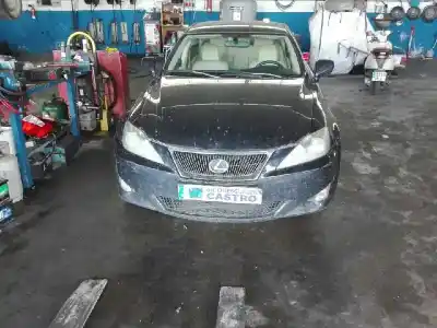 Автозапчастина б/у задній правий гальмівний супорт для lexus is200 (ds2/is2) 220d посилання на oem iam 