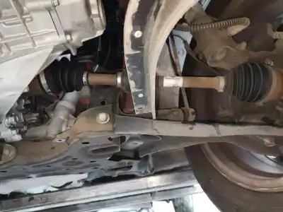 Second-hand car spare part front left transmission for kia ceed drive oem iam references 49500g5000  