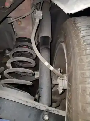 Pezzo di ricambio per auto di seconda mano ammortizzatore posteriore destro per kia ceed drive riferimenti oem iam 55300j7aa0  