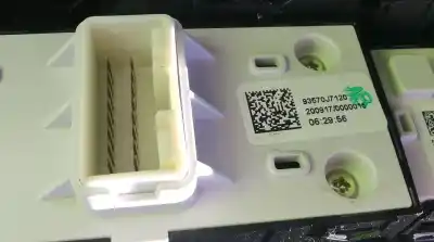 Second-hand car spare part left front power window switch for kia ceed drive oem iam references 93570j7120  