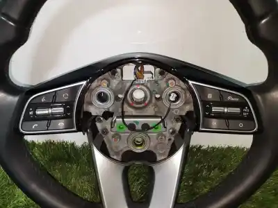 Peça sobressalente para automóvel em segunda mão volante por kia ceed drive referências oem iam 56100j7470cep  