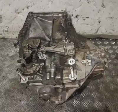 Автозапчастина б/у коробка передач для MAZDA CX-5 Center-Line 2WD Посилання на OEM IAM 2TH0305106 D6010 A49FA48F