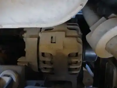 Second-hand car spare part alternator for renault twingo authentique oem iam references 8200654541a