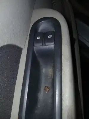 Second-hand car spare part left front power window switch for renault twingo authentique oem iam references 