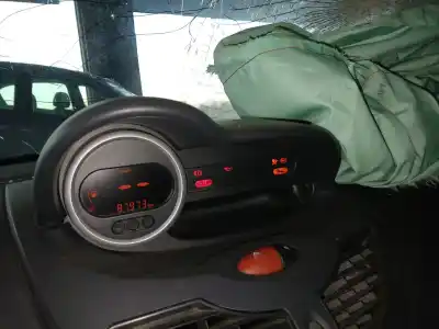 Second-hand car spare part dashboard for renault twingo authentique oem iam references 