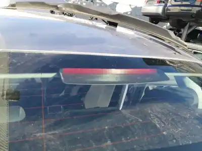 Peça sobressalente para automóvel em segunda mão farolim de travão central por audi a6 berlina (4f2) 3.2 fsi referências oem iam 