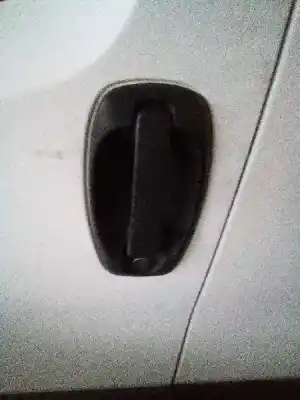 Peça sobressalente para automóvel em segunda mão puxador exterior dianteiro esquerdo por peugeot bipper básico referências oem iam 