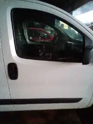 Peça sobressalente para automóvel em segunda mão porta dianteira direita por peugeot bipper básico referências oem iam 