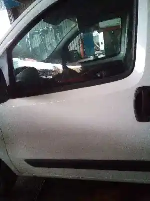Peça sobressalente para automóvel em segunda mão porta da frente esquerda por peugeot bipper básico referências oem iam 