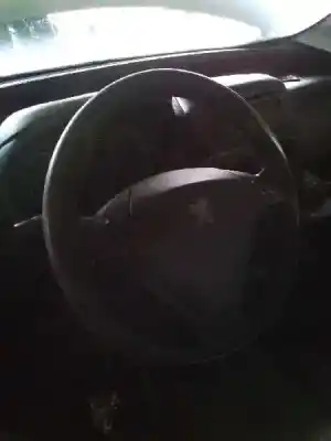 Peça sobressalente para automóvel em segunda mão volante por peugeot bipper básico referências oem iam 