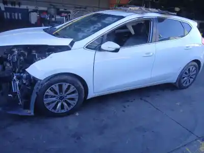 Peça sobressalente para automóvel em segunda mão fechadura da porta dianteira esquerda por kia cee´d concept referências oem iam 