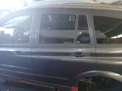 Автозапчастина б/у двері задні ліві для ssangyong kyron 200 xdi limited посилання на oem iam 