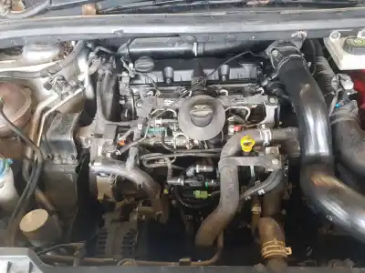 Gebrauchtes Autoersatzteil KOMPLETTER MOTOR zum PEUGEOT 307 BREAK / SW (S1)  OEM-IAM-Referenzen RHS  