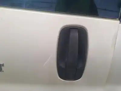 Peça sobressalente para automóvel em segunda mão puxador exterior traseiro esquerdo por renault trafic combi (ab 4.01) passenger privilege referências oem iam 