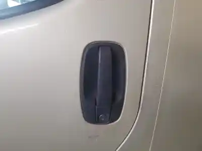 Peça sobressalente para automóvel em segunda mão puxador exterior dianteiro esquerdo por renault trafic combi (ab 4.01) passenger privilege referências oem iam 