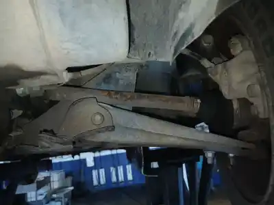 Peça sobressalente para automóvel em segunda mão transmissão dianteira esquerda por renault twingo (co6) 1.2 (c066/67/68) 58 cv / 43 kw referências oem iam 