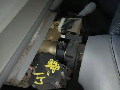 Peça sobressalente para automóvel em segunda mão comutador de luzes por renault twingo (co6) 1.2 (c066/67/68) 58 cv / 43 kw referências oem iam 