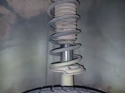 Peça sobressalente para automóvel em segunda mão amortecedor traseiro esquerdo por renault twingo (co6) 1.2 (c066/67/68) 58 cv / 43 kw referências oem iam 