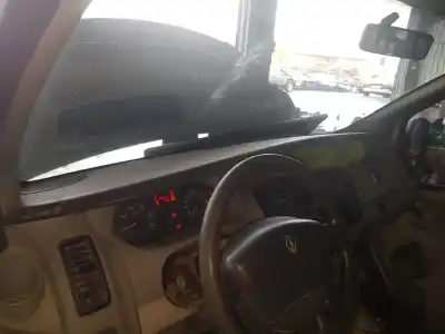 Peça sobressalente para automóvel em segunda mão tablier por renault trafic combi (ab 4.01) passenger privilege referências oem iam 