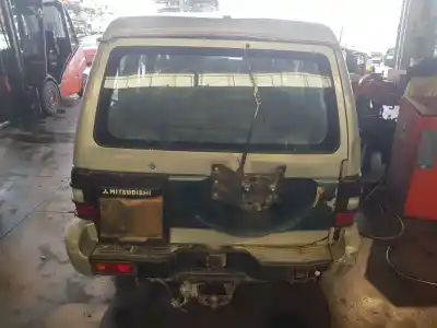 Автозапчасти б/у левый задний фонарь за mitsubishi montero (v20/v40) 2500 td gl ссылки oem iam 