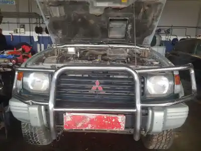 Автозапчасти б/у передний бампер за mitsubishi montero (v20/v40) 2500 td gl ссылки oem iam 