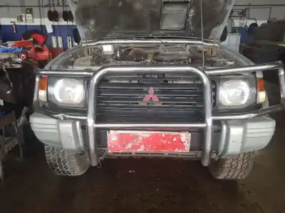 Автозапчасти б/у передний бампер за mitsubishi montero (v20/v40) 2500 td gl ссылки oem iam 