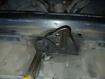 Pezzo di ricambio per auto di seconda mano chiusura del cappuccio per chrysler 300 m (lr) 2.7 v6 riferimenti oem iam 