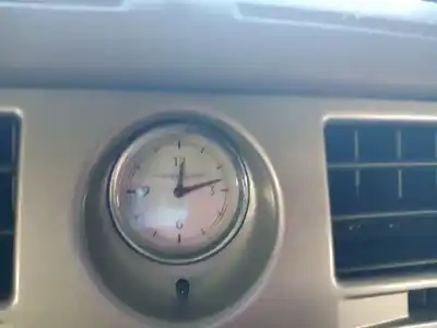 Second-hand car spare part clock for chrysler sebring berlina 2.0 crd limited oem iam references 