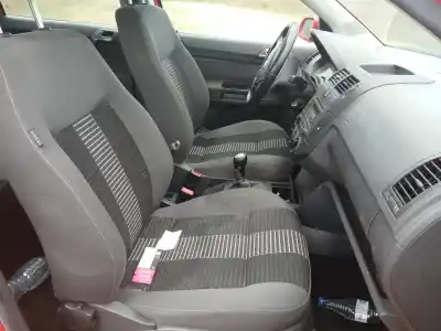 Pièce détachée automobile d'occasion VOLANT pour VOLKSWAGEN POLO (9N3)  Références OEM IAM   