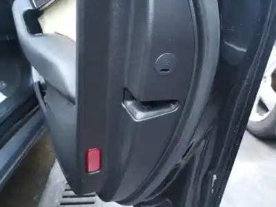 Pezzo di ricambio per auto di seconda mano serratura porta anteriore destra per audi a6 berlina (4f2) 3.0 v6 24v tdi riferimenti oem iam 