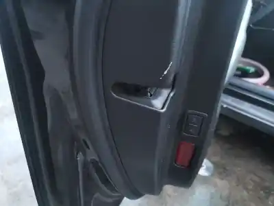 Pezzo di ricambio per auto di seconda mano serratura porta anteriore sinistra per audi a6 berlina (4f2) 3.0 v6 24v tdi riferimenti oem iam 