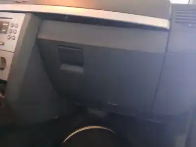 Peça sobressalente para automóvel em segunda mão porta luvas por opel meriva cosmo referências oem iam 