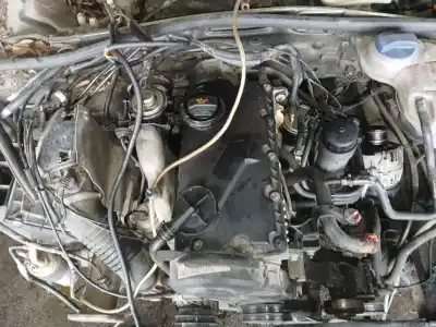 Pièce détachée automobile d'occasion MOTEUR COMPLET pour VOLKSWAGEN PASSAT BERLINA (3B3)  Références OEM IAM AWX  