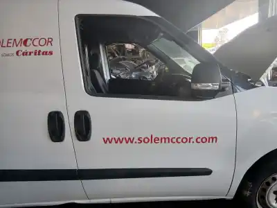 Pezzo di ricambio per auto di seconda mano porta anteriore destra per opel combo d expression l1h1 riferimenti oem iam 