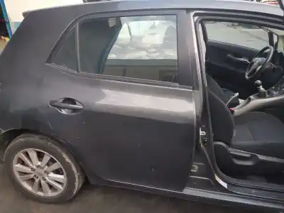 Second-hand car spare part rear right door for toyota auris sol oem iam references 