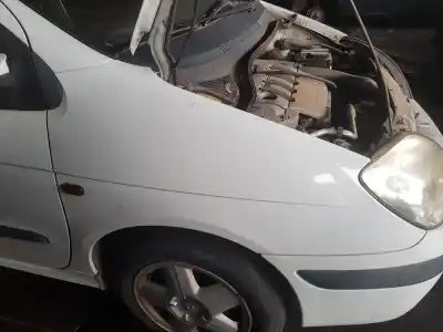 Pezzo di ricambio per auto di seconda mano parafango anteriore destro per renault scenic (ja..) 1.6 16v dynamique (ja0b/11) riferimenti oem iam 