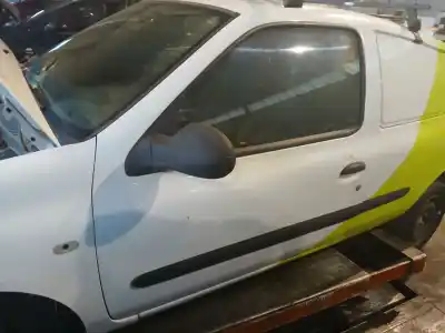 Автозапчасти б/у левая передняя дверь за renault clio ii fase ii (b/cb0) campus ссылки oem iam 