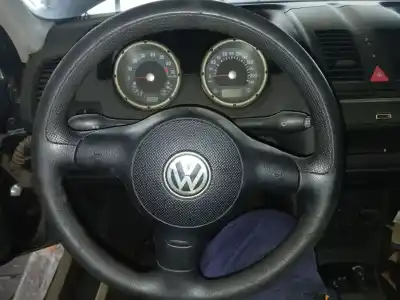 Peça sobressalente para automóvel em segunda mão VOLANTE por VOLKSWAGEN POLO BERLINA (6N2)  Referências OEM IAM   