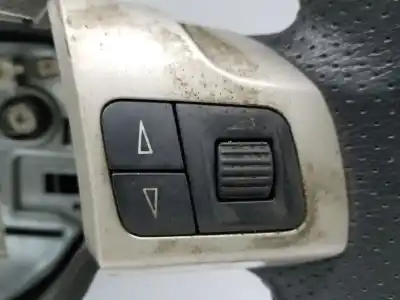 Peça sobressalente para automóvel em segunda mão VOLANTE por OPEL ASTRA GTC  Referências OEM IAM 13235033  13235033