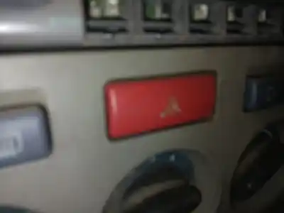 Second-hand car spare part hazard warning lights for land rover freelander (ln) e familiar oem iam references 